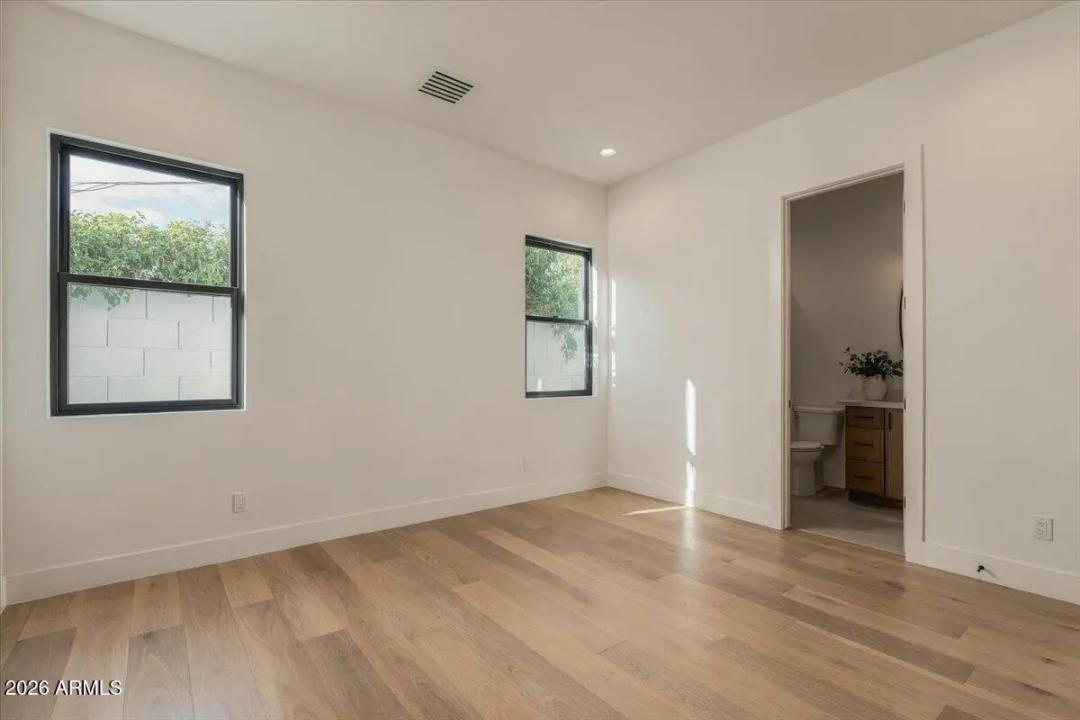 4510 E CALLE TUBERIA Phoenix AZ 85018 Picture 41.