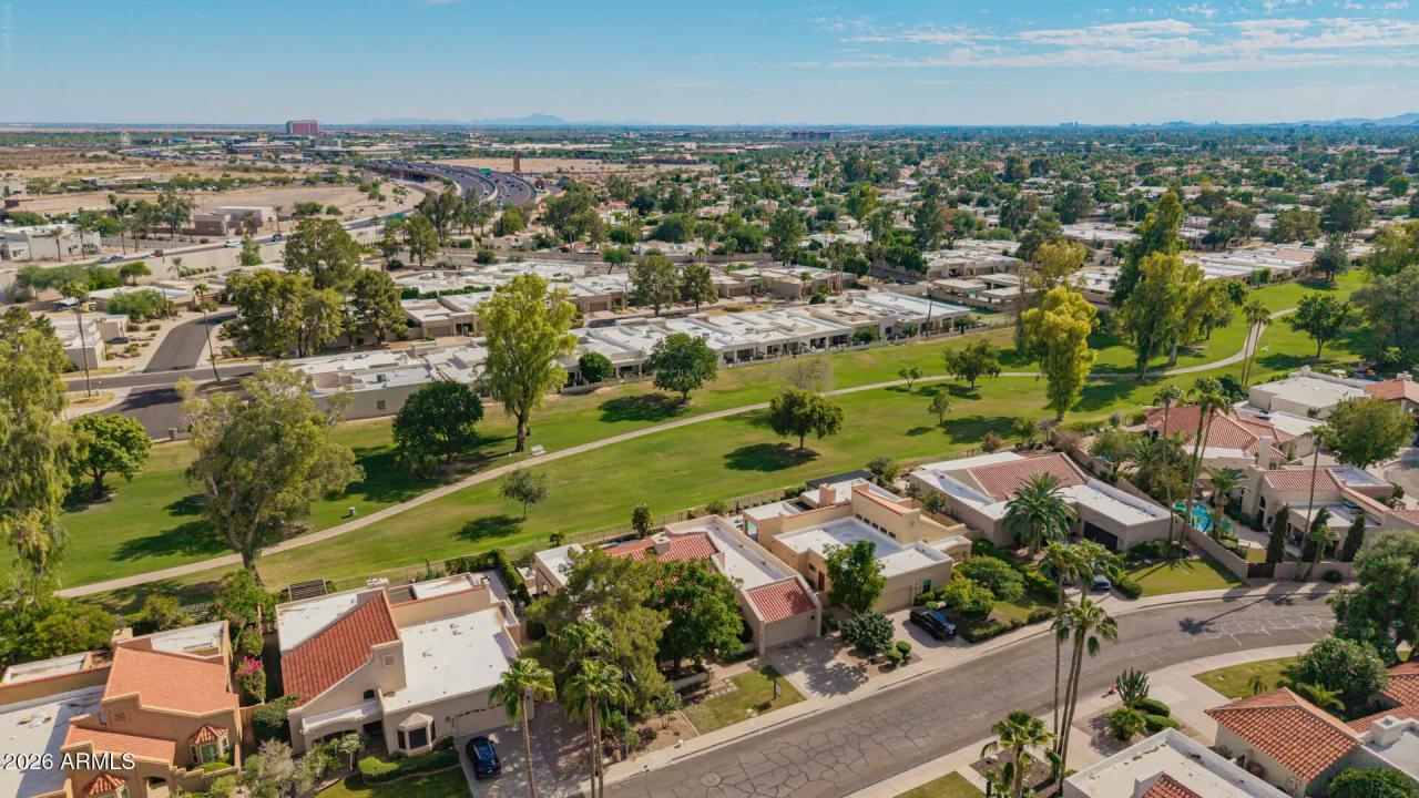 Real Estate Picture 37