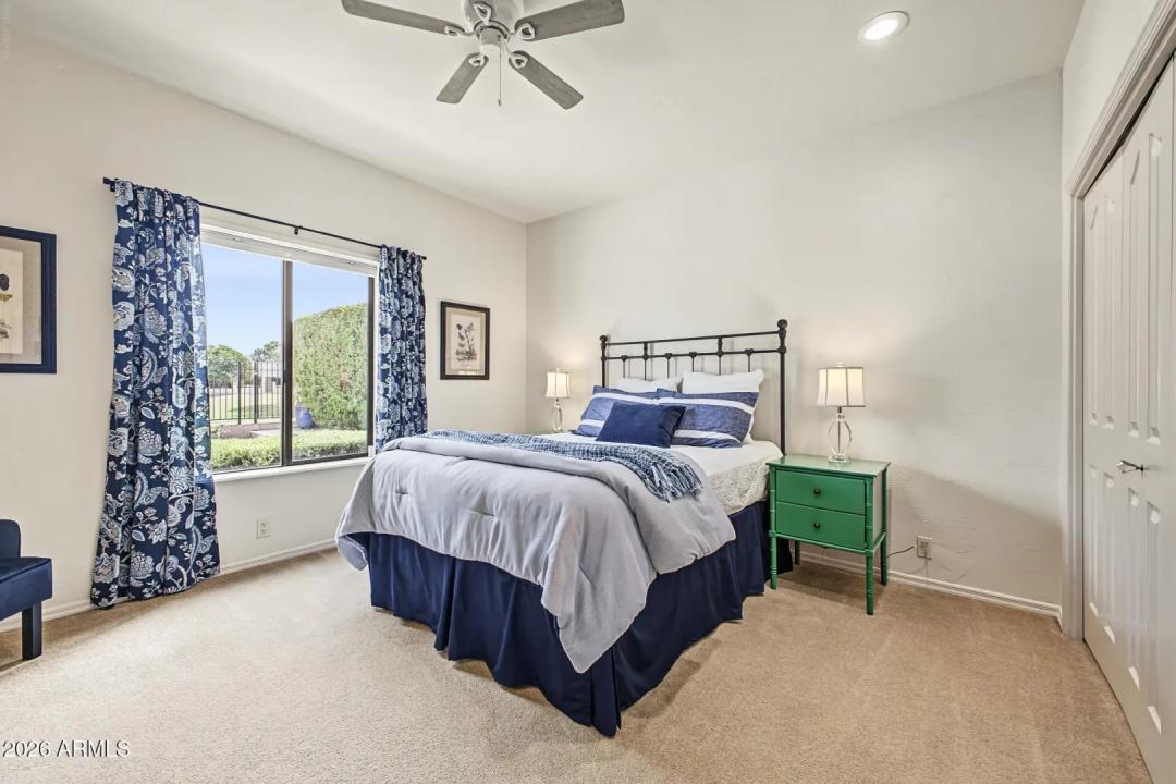 Real Estate Picture 24