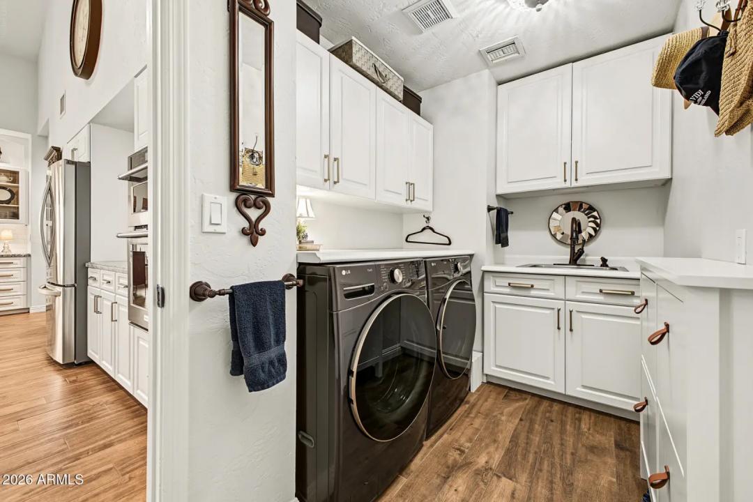 Real Estate Picture 30