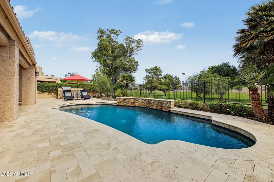 Real Estate Picture 33