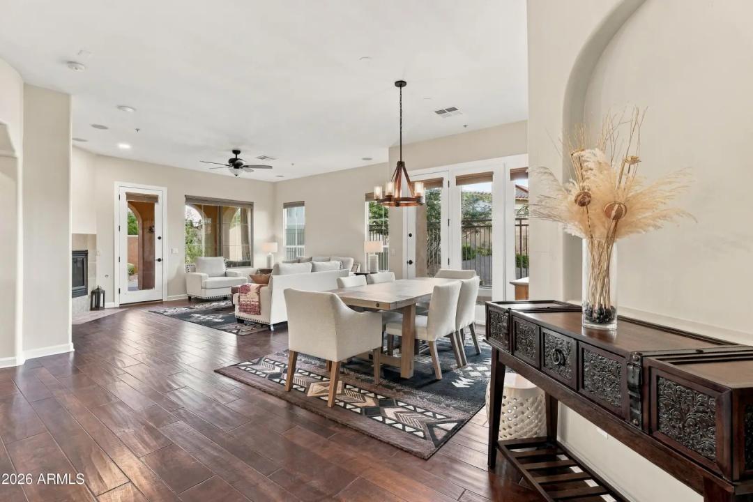 Real Estate Picture 7
