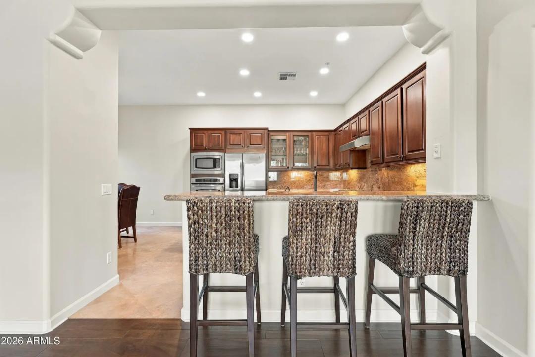 Real Estate Picture 15