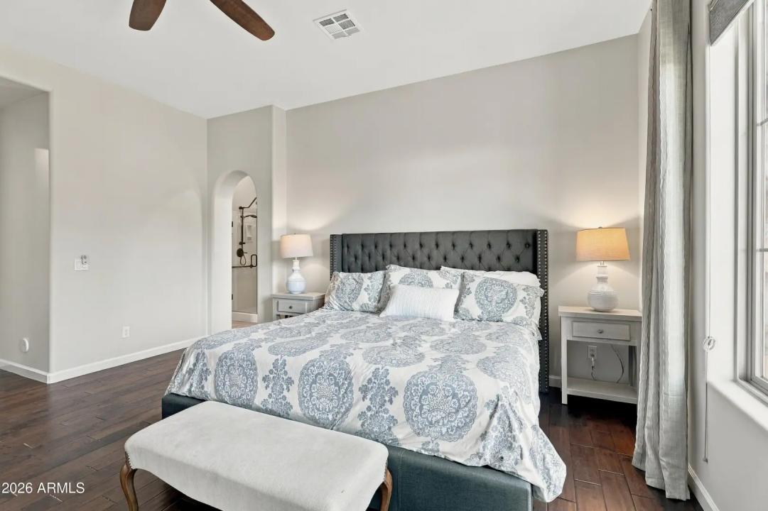 Real Estate Picture 26