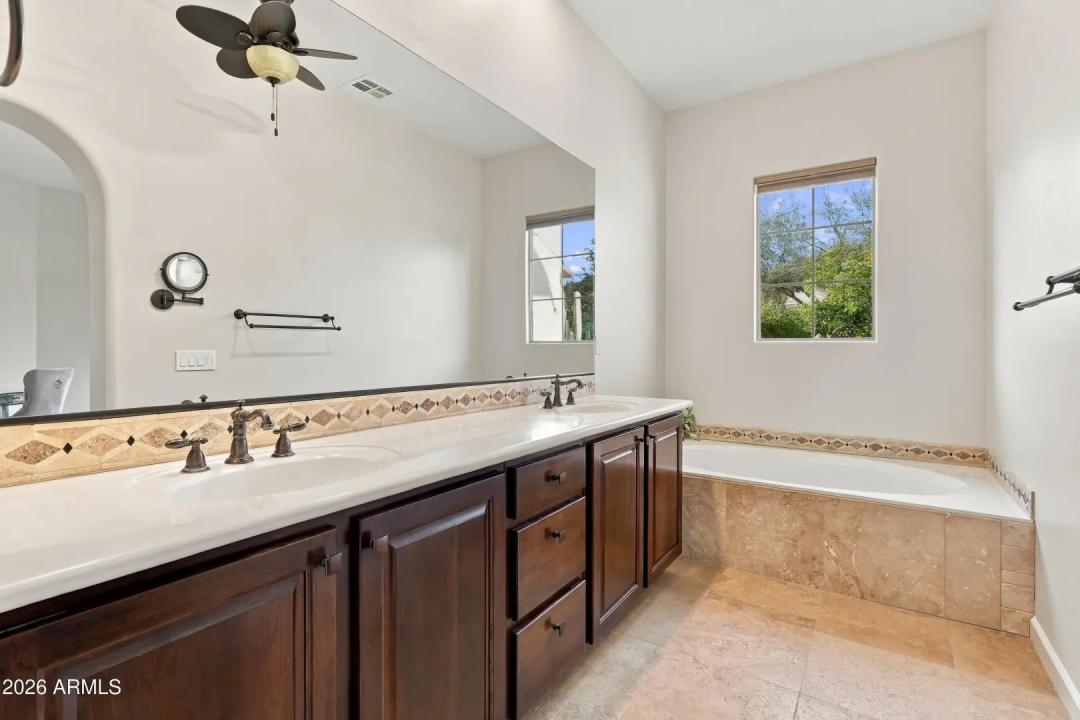 Real Estate Picture 28