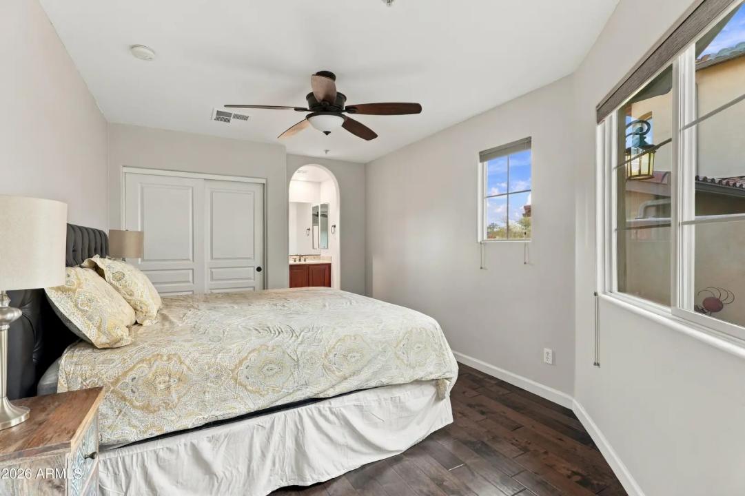 Real Estate Picture 35