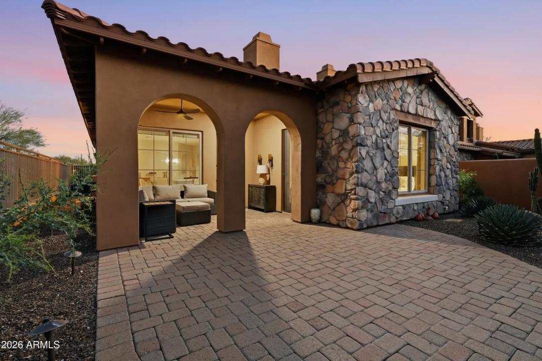 Real Estate Picture 40