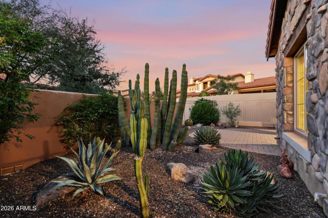 Real Estate Picture 42