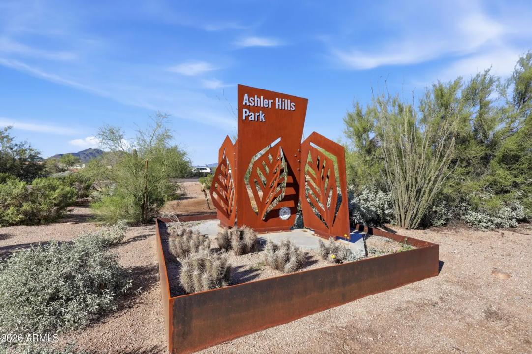 Real Estate Picture 56