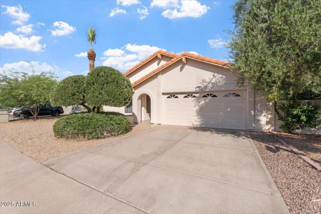 Real Estate Picture 2