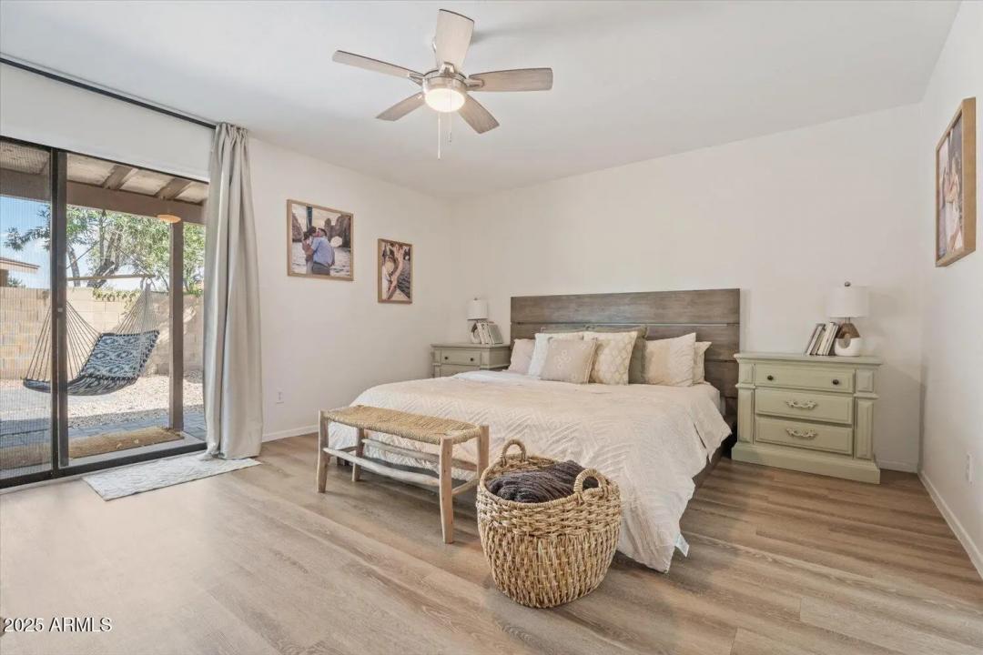 Real Estate Picture 12