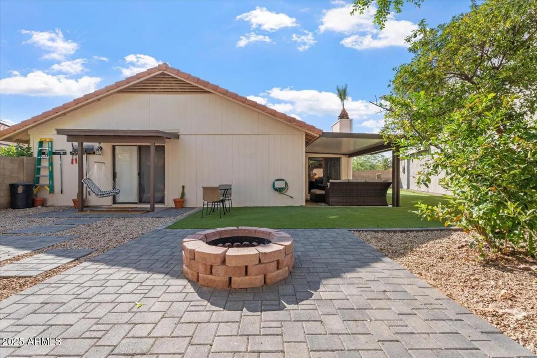 Real Estate Picture 21