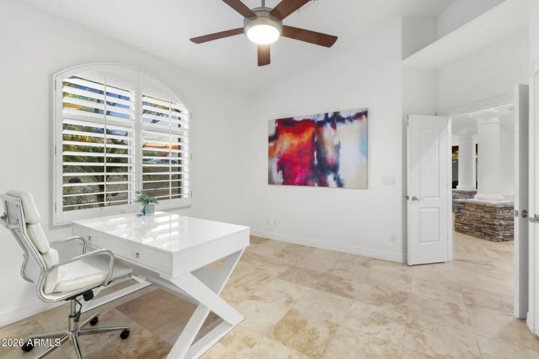 Real Estate Picture 19