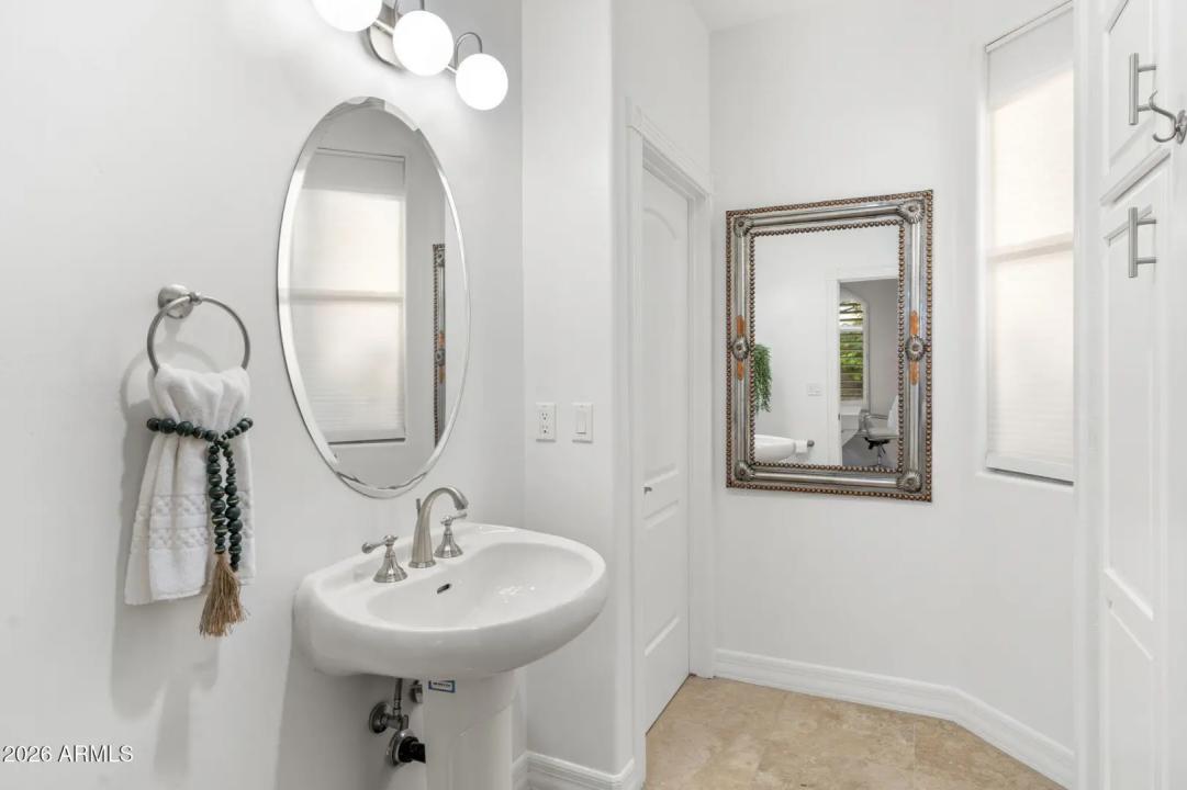 Real Estate Picture 20