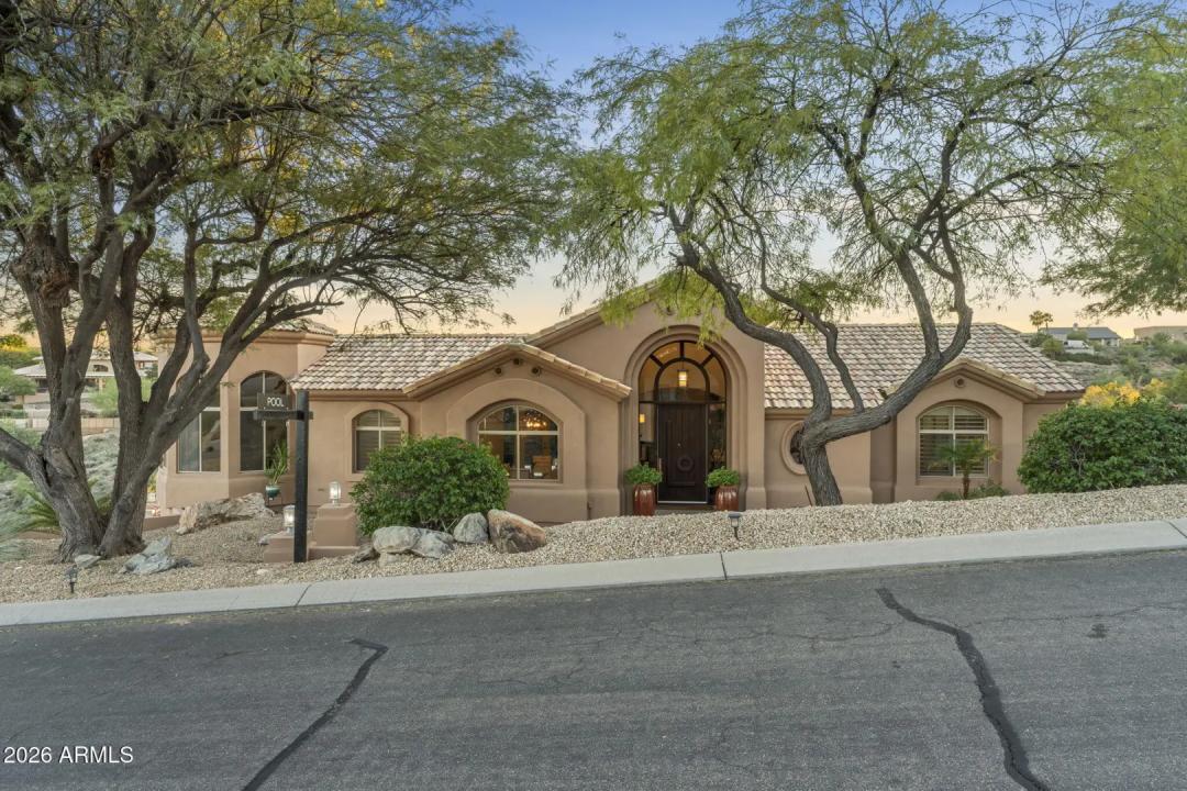 Real Estate Picture 6