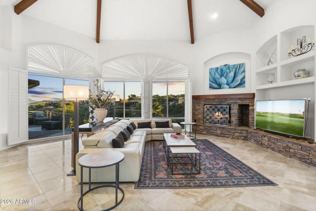Real Estate Picture 2