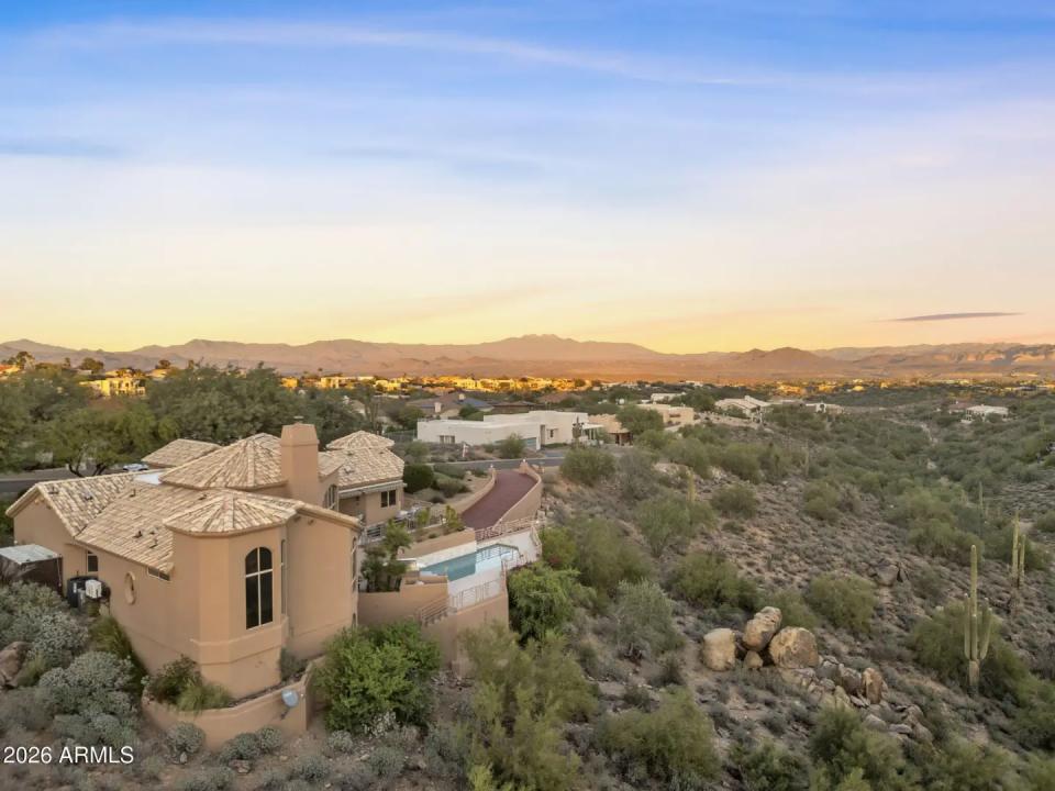 Real Estate Picture 73