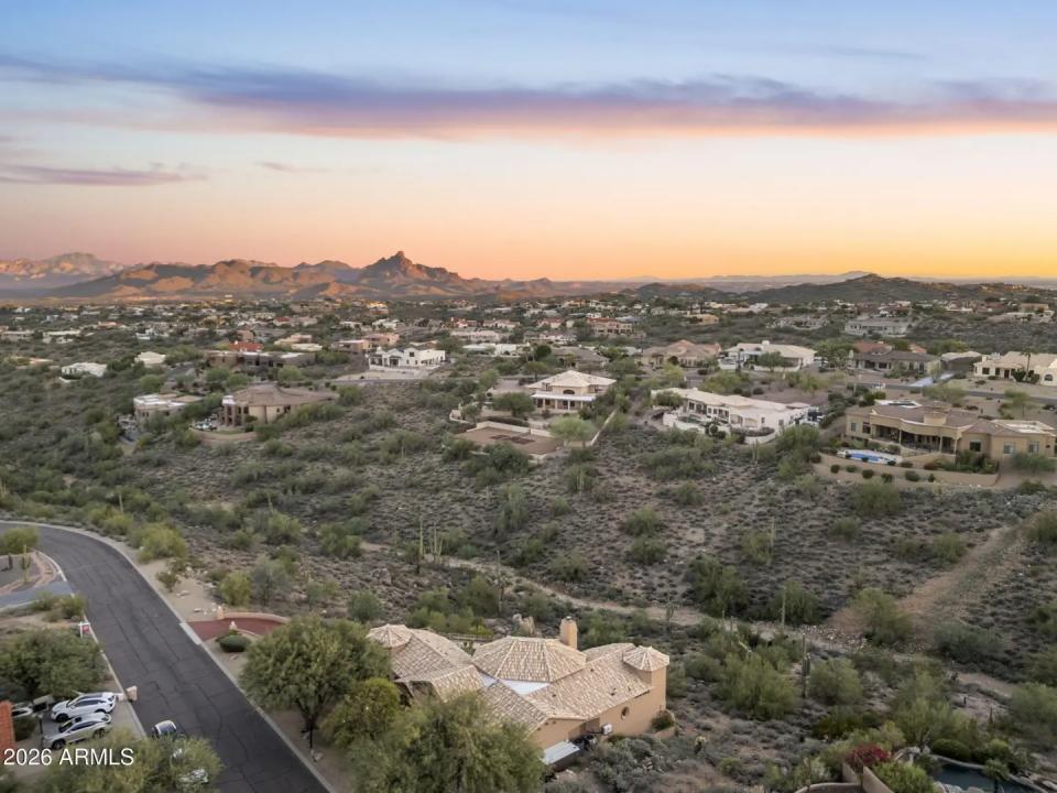 Real Estate Picture 77