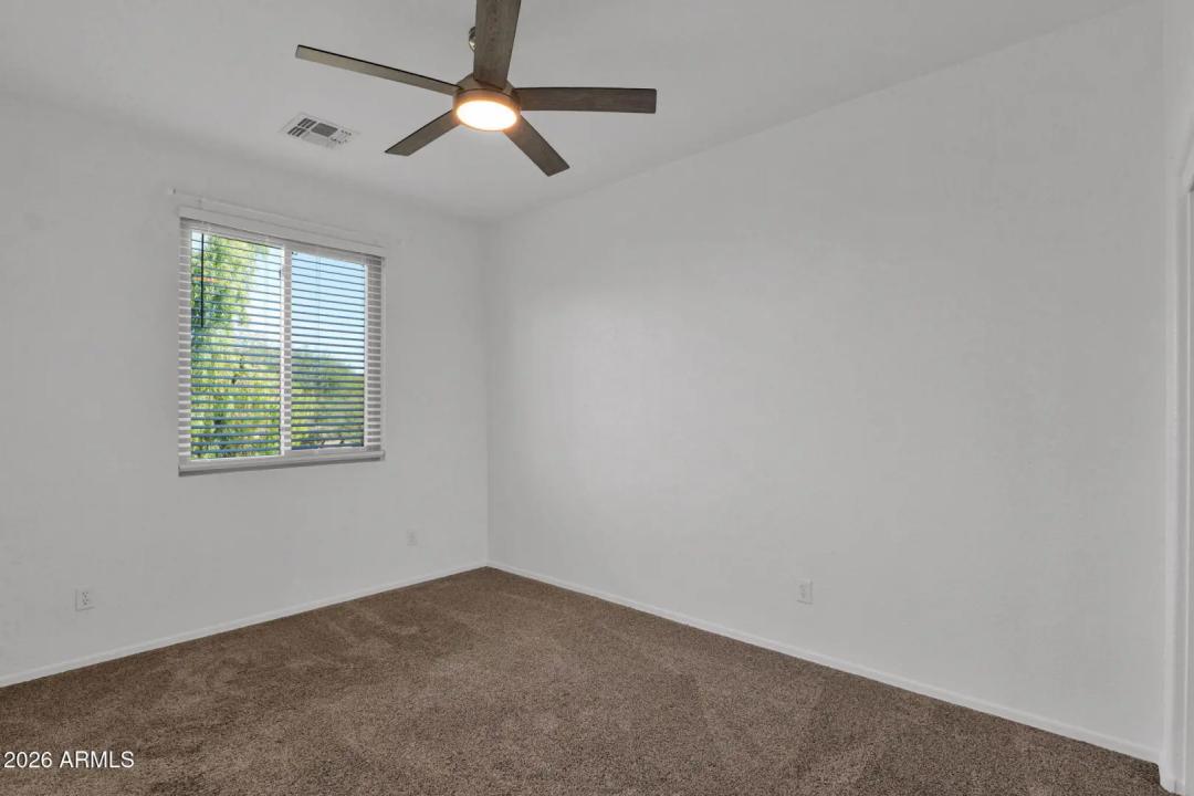 Real Estate Picture 23