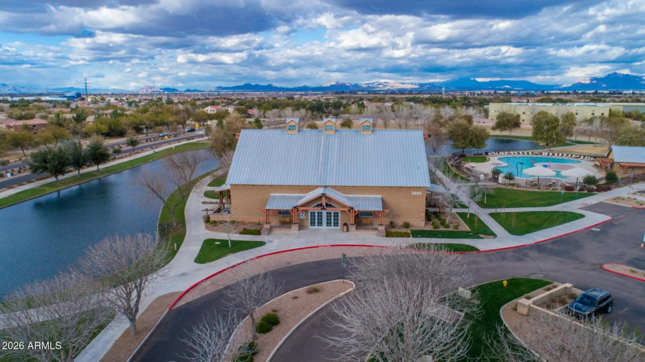 Real Estate Picture 44