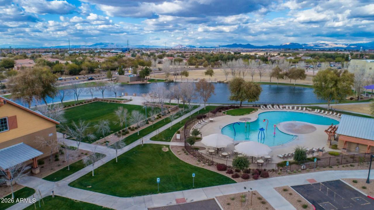Real Estate Picture 45