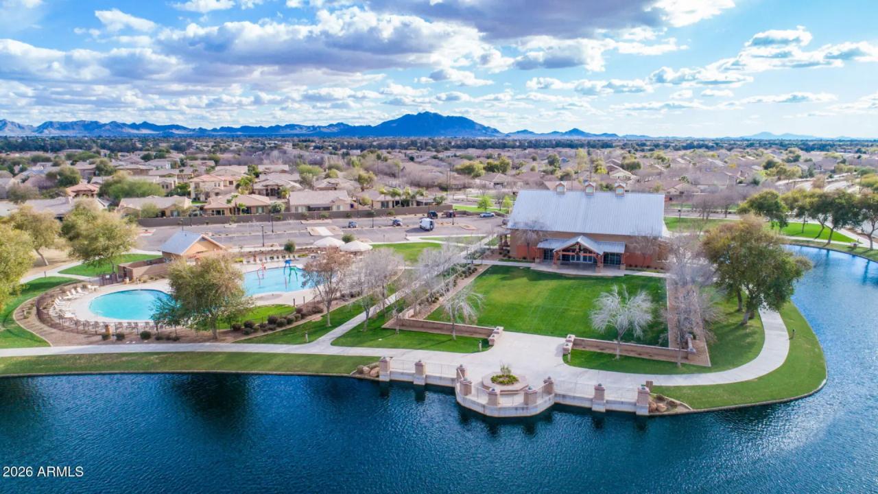Real Estate Picture 47