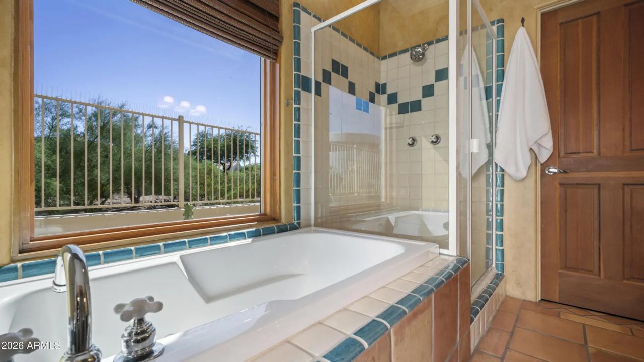 Real Estate Picture 39