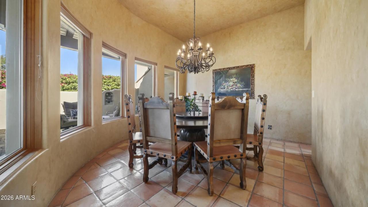 Real Estate Picture 25