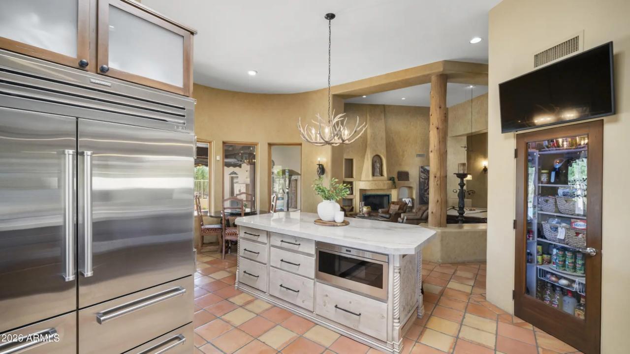 Real Estate Picture 21