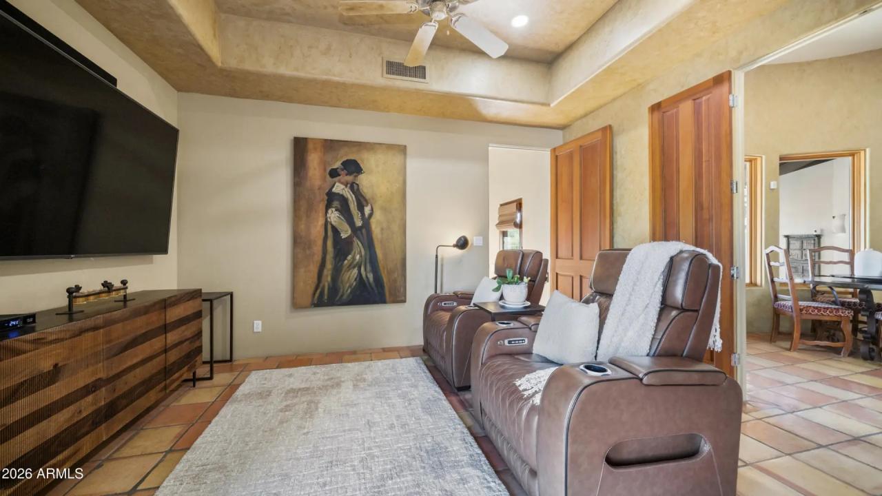 Real Estate Picture 28