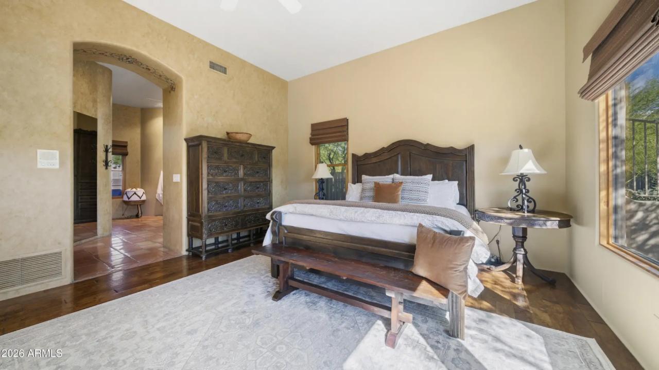 Real Estate Picture 33