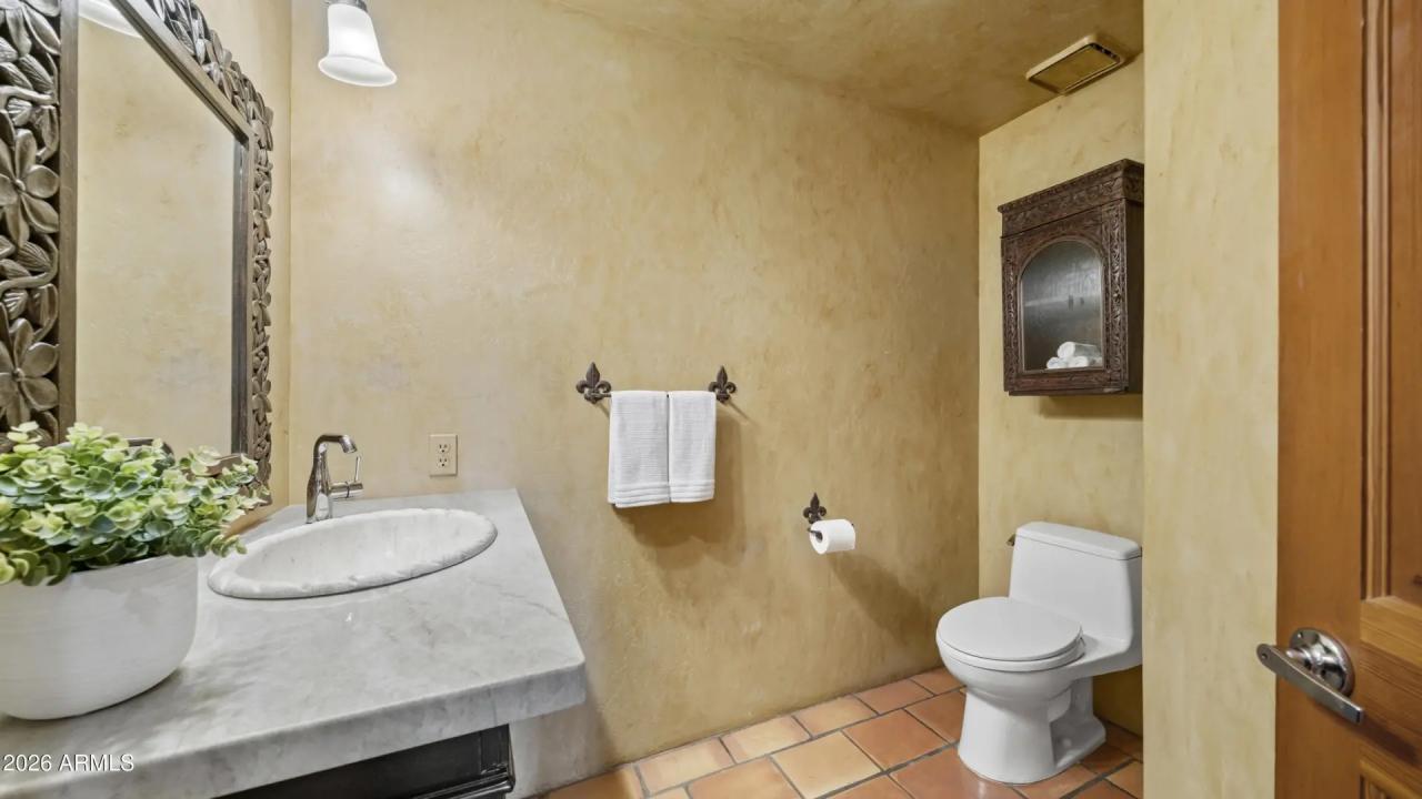 Real Estate Picture 45