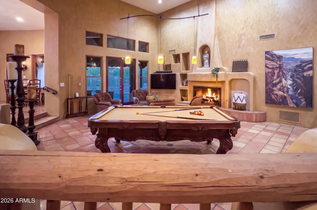 Real Estate Picture 13