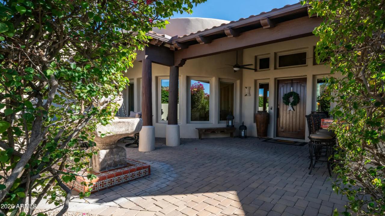 Real Estate Picture 9