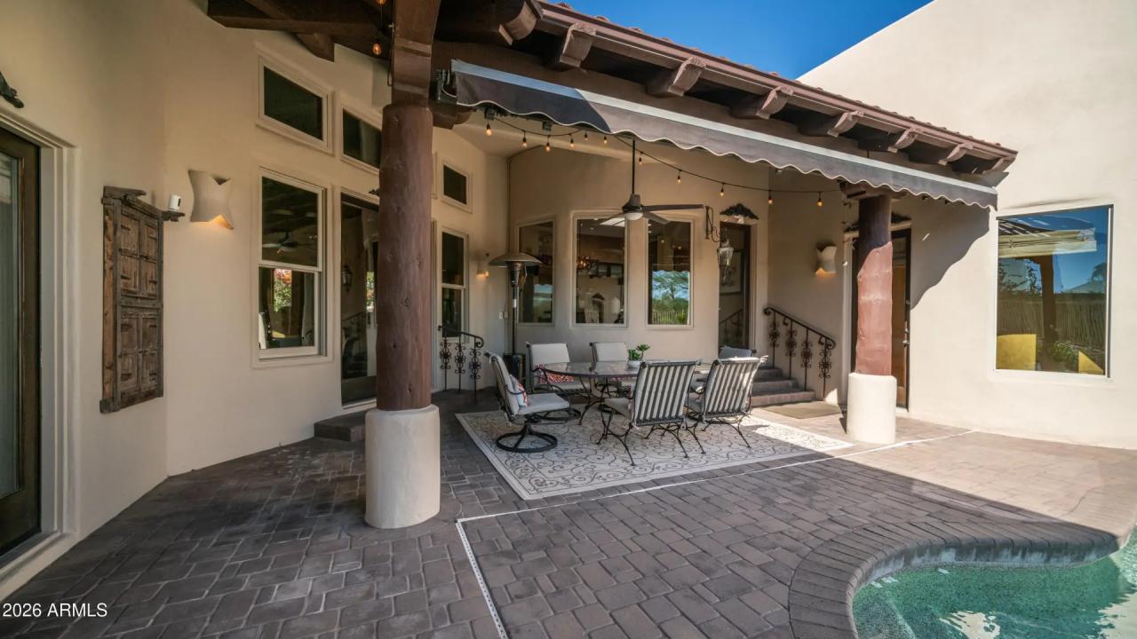 Real Estate Picture 50