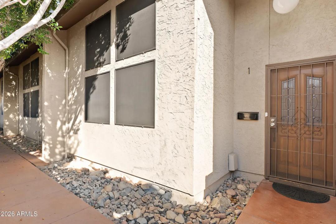 Real Estate Picture 6