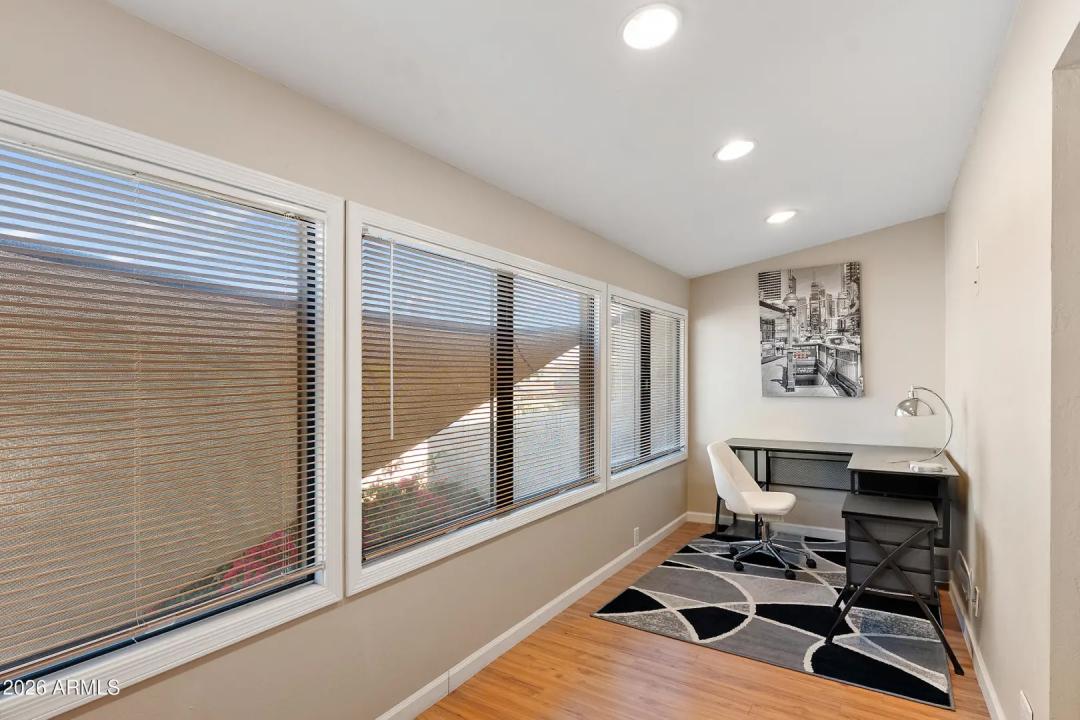 Real Estate Picture 53