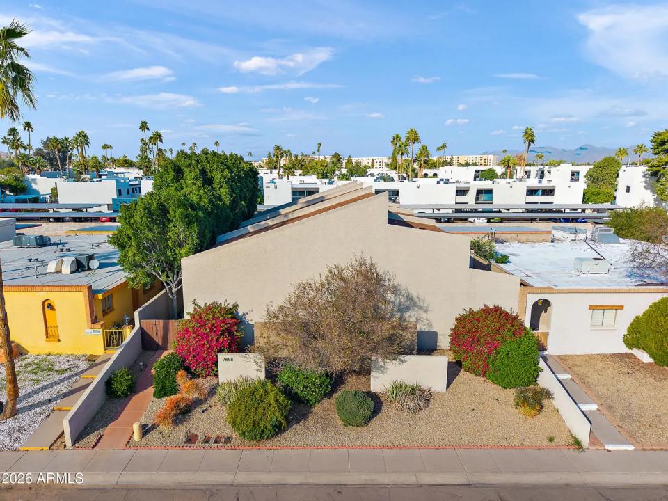 Real Estate Picture 93