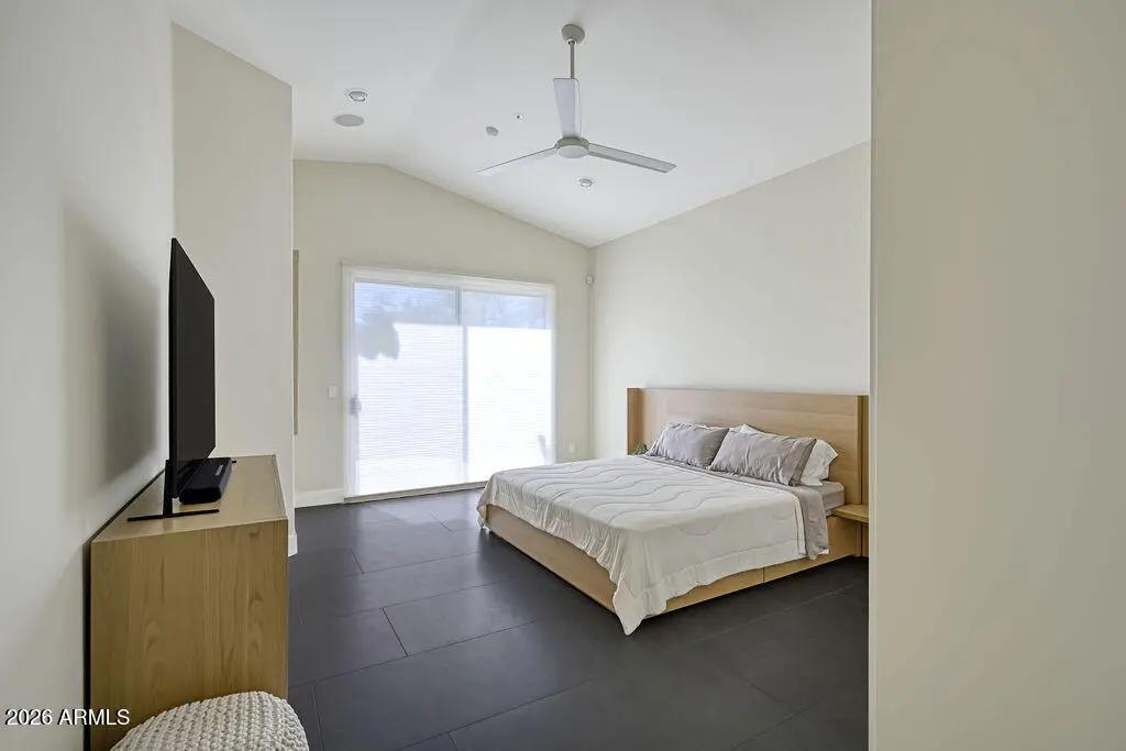 Real Estate Picture 23