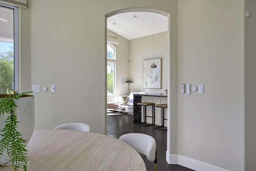 Real Estate Picture 12