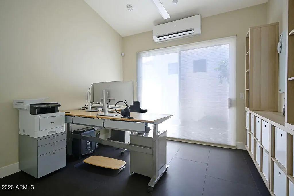 Real Estate Picture 32