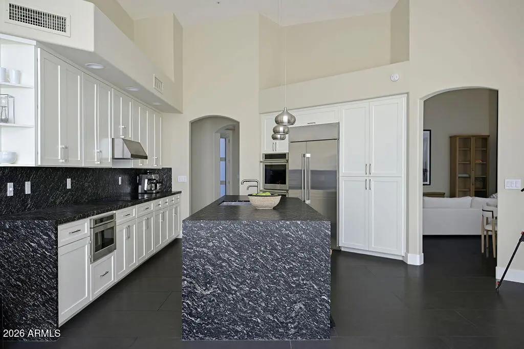 Real Estate Picture 20