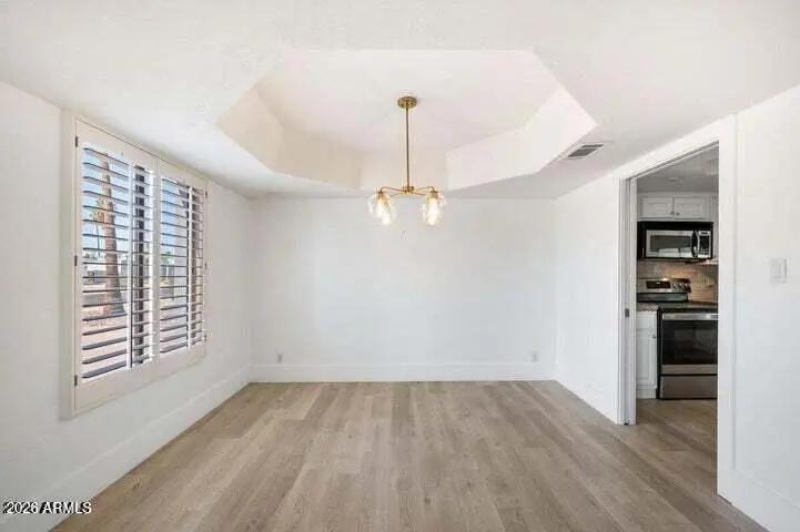 Real Estate Picture 10