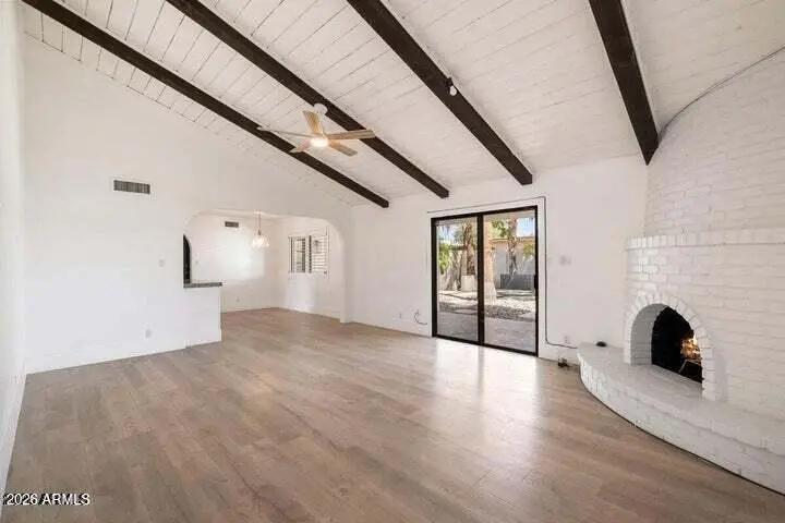 Real Estate Picture 16