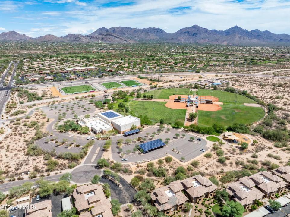 Real Estate Picture 22