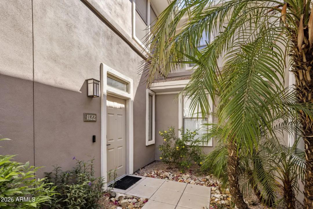 Real Estate Picture 17