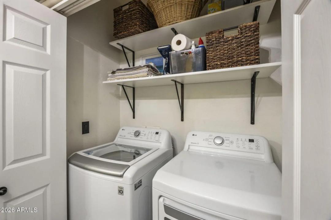 Real Estate Picture 16