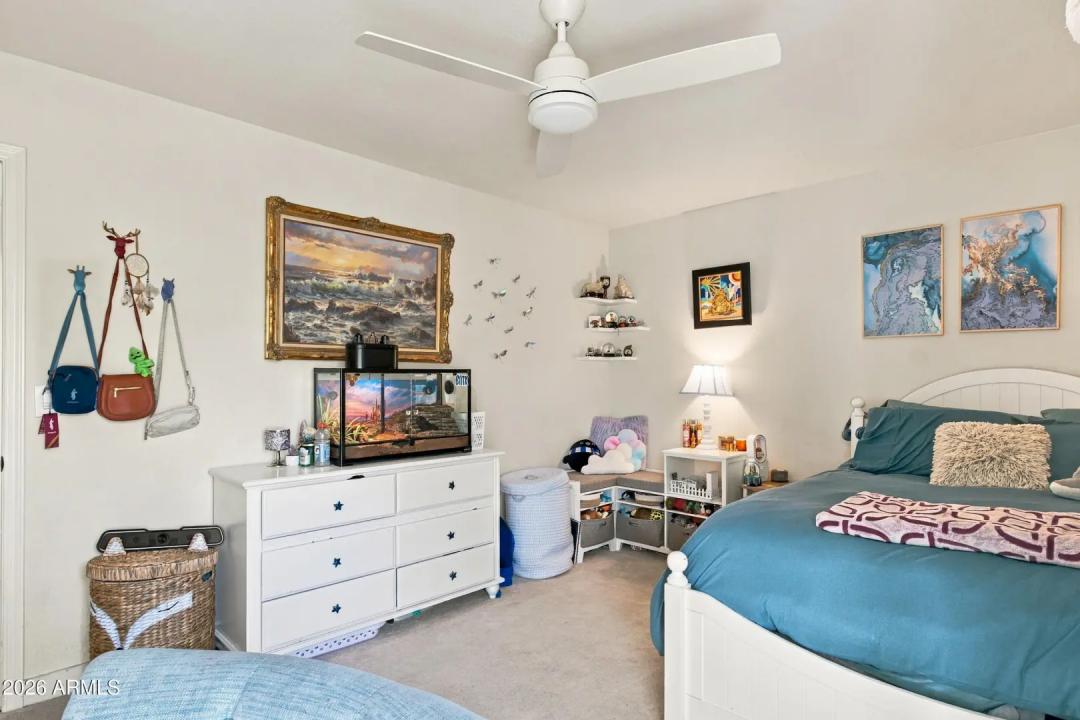 Real Estate Picture 24