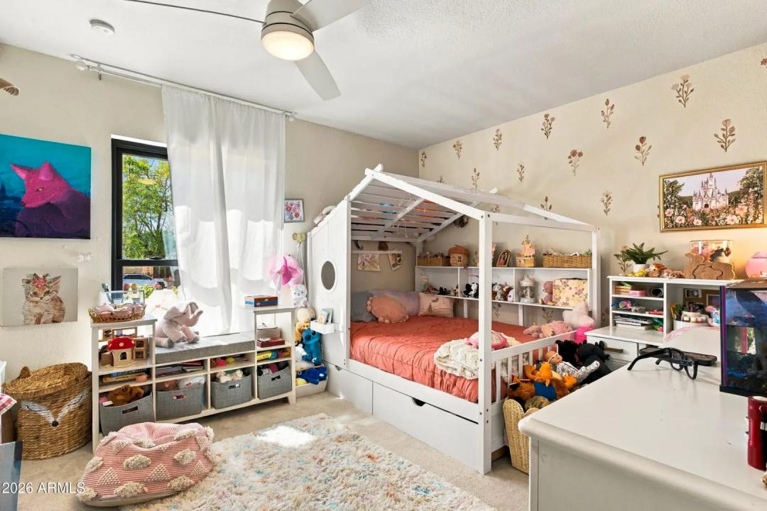 Real Estate Picture 26