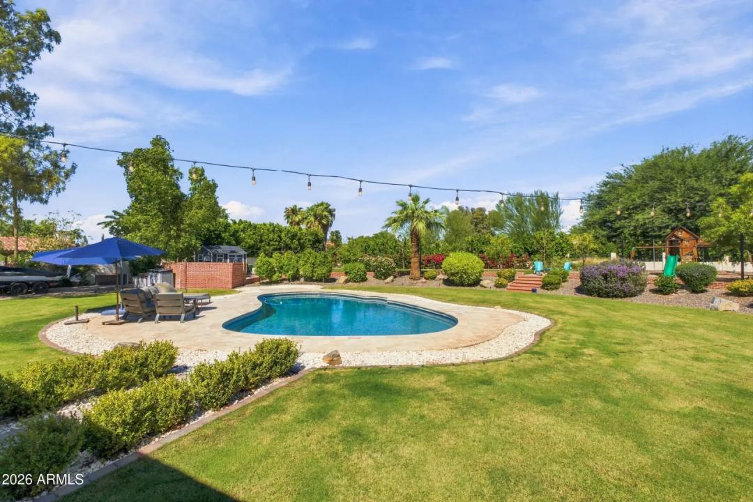 Real Estate Picture 31